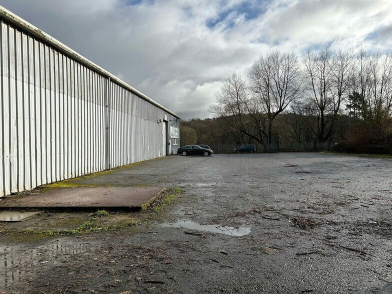 17 Cloberfield, Milngavie to rent - Building Photo - Image 2 of 2