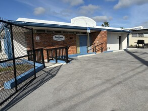 601 N 7th St, Fort Pierce, FL for rent Building Photo- Image 1 of 1