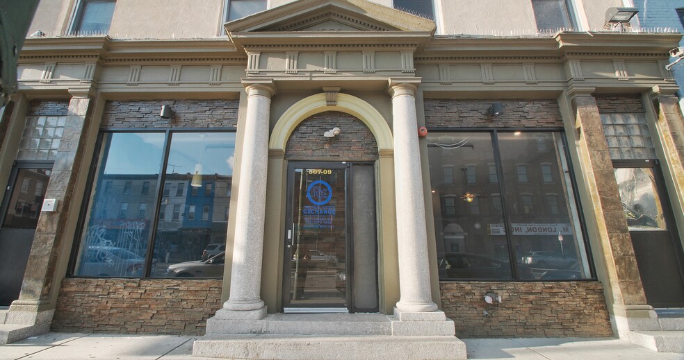 507-509 W Girard Ave, Philadelphia, PA for sale - Building Photo - Image 1 of 1