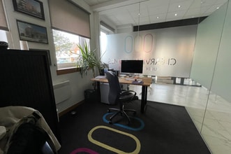 201 Pinner Rd, Northwood to rent Interior Photo- Image 2 of 2