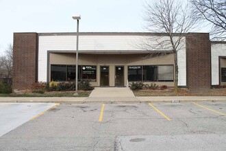 2400 86th St, Urbandale, IA for rent Building Photo- Image 1 of 18