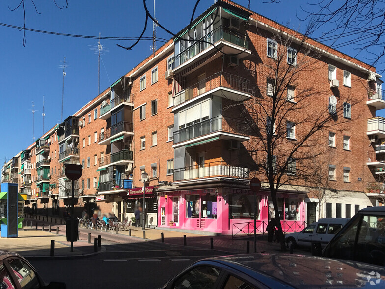 Calle Rincón de la Victoria, 1, Madrid, Madrid for sale - Building Photo - Image 2 of 2