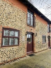 Ranmore Cmn, Dorking to rent Building Photo- Image 2 of 2