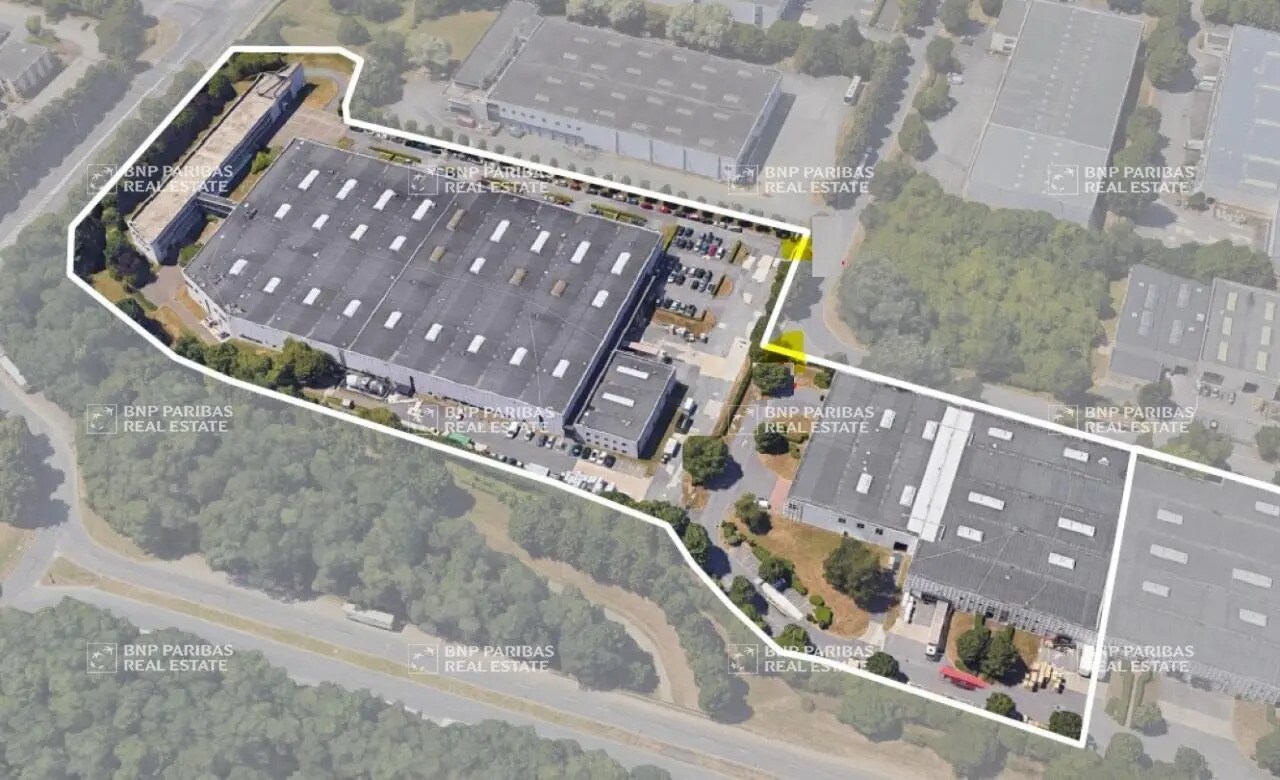 Industrial in Croissy-Beaubourg for sale Aerial- Image 1 of 2