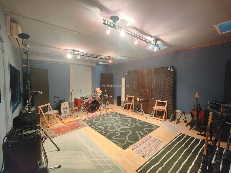 Build-to-Rent in Madrid, Madrid for sale - Building Photo - Image 2 of 2