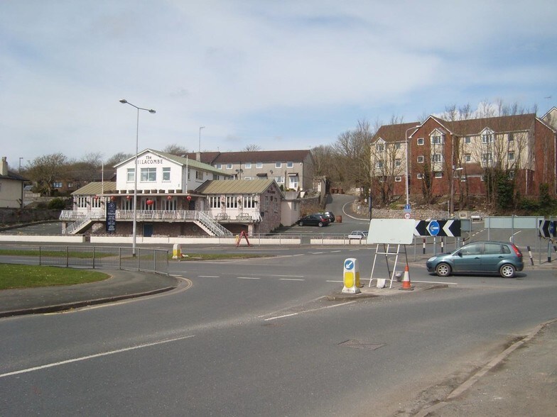 203 Rd, Plymouth PL9 7HG