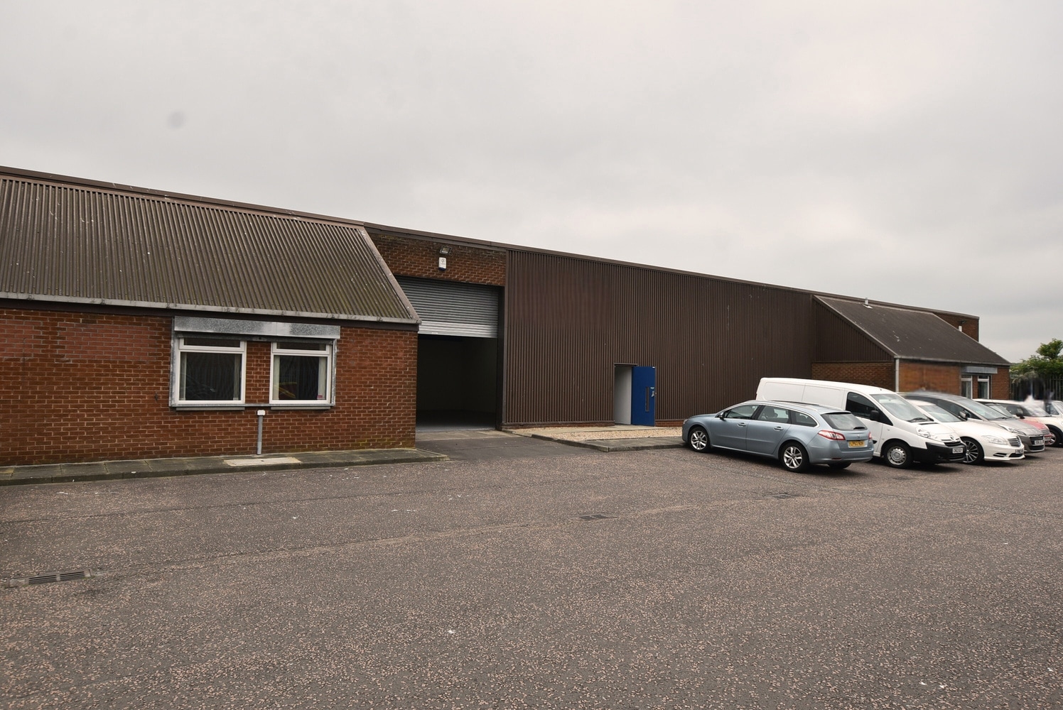 Lochlands, Larbert to rent Building Photo- Image 1 of 5