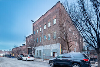 289 Kent Ave, Brooklyn, NY for rent Building Photo- Image 1 of 6