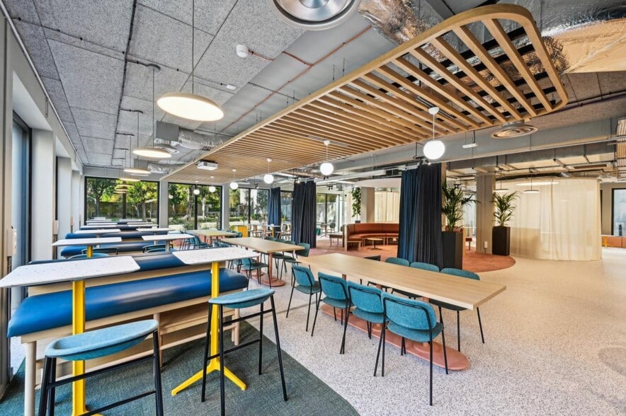 Office in Bagneux to rent - Interior Photo - Image 3 of 15