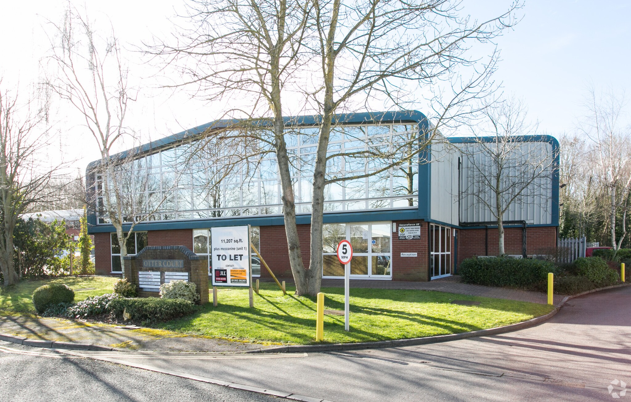 1-2 Manaton Clos, Exeter for sale Primary Photo- Image 1 of 1