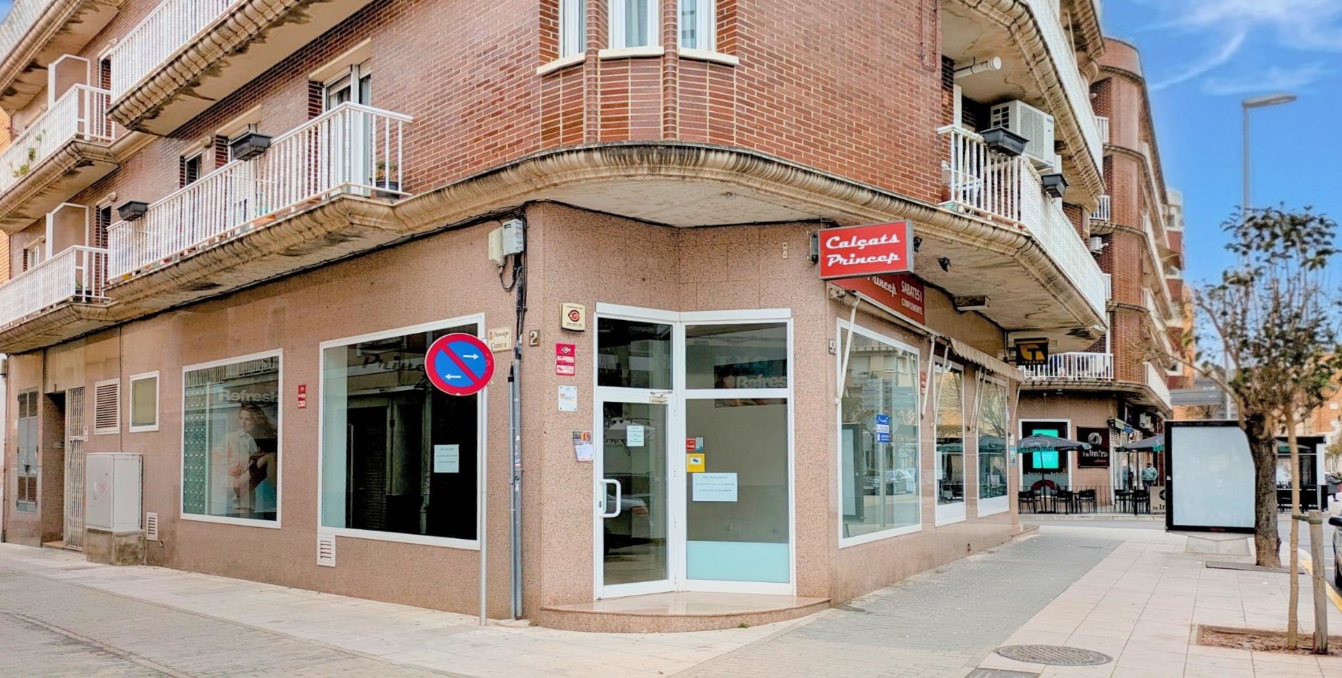 Retail in Amposta, Tarragona to rent Interior Photo- Image 1 of 8