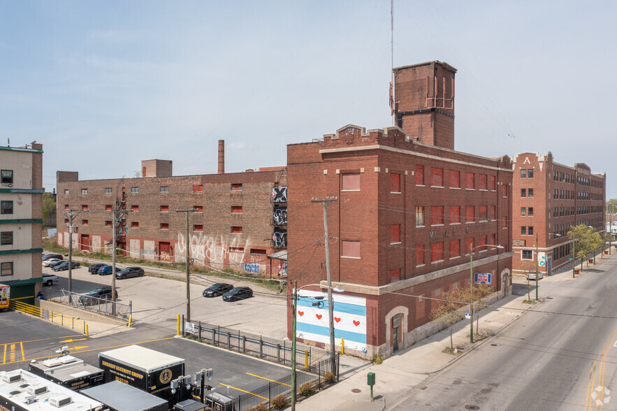 1534 S Western Ave, Chicago, IL for rent - Building Photo - Image 1 of 8