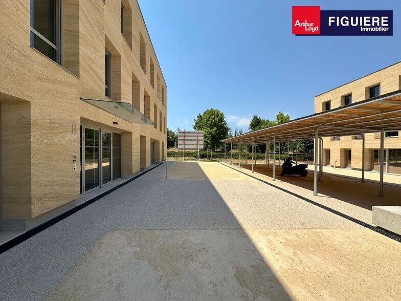 Rue Emilien Gautier, Aix-en-Provence for sale - Building Photo - Image 1 of 11