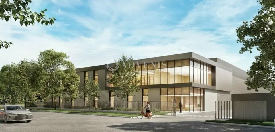 Light Industrial in Louvres for sale - Building Photo - Image 1 of 3
