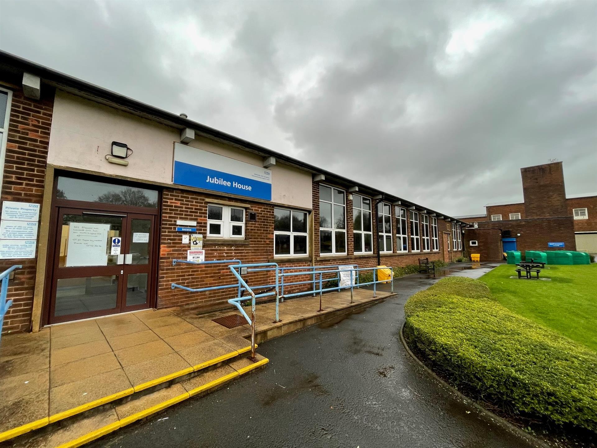 Jubilee House, Leyland to rent Building Photo- Image 1 of 5