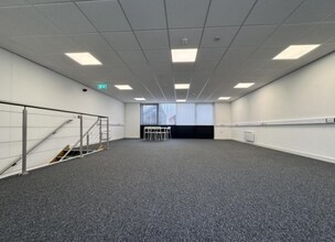Jetstream Dr, Doncaster to rent Interior Photo- Image 2 of 3