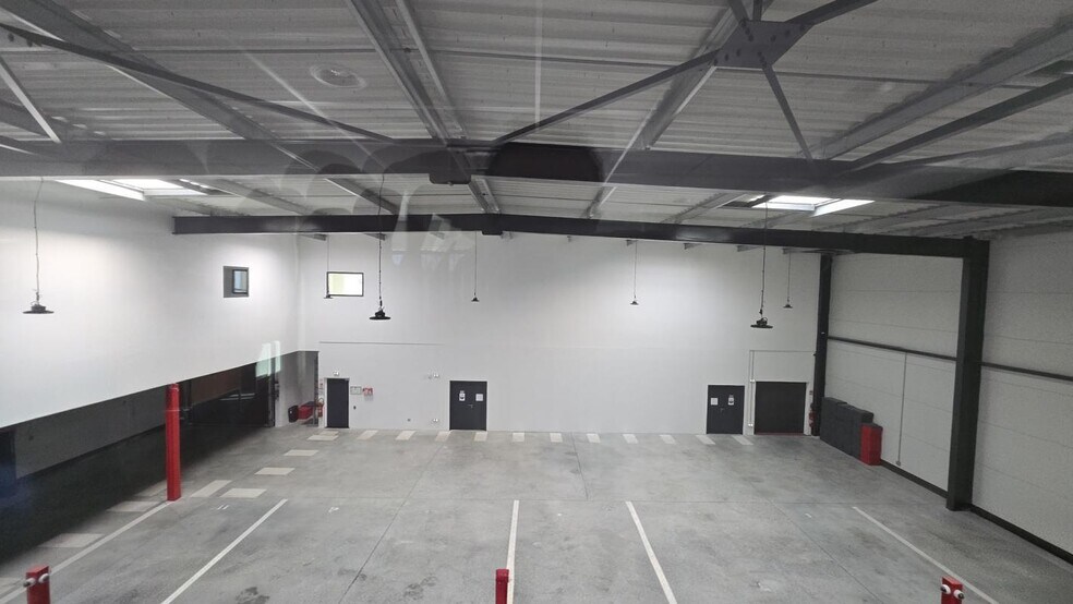 Light Industrial in Signes for sale - Building Photo - Image 1 of 10
