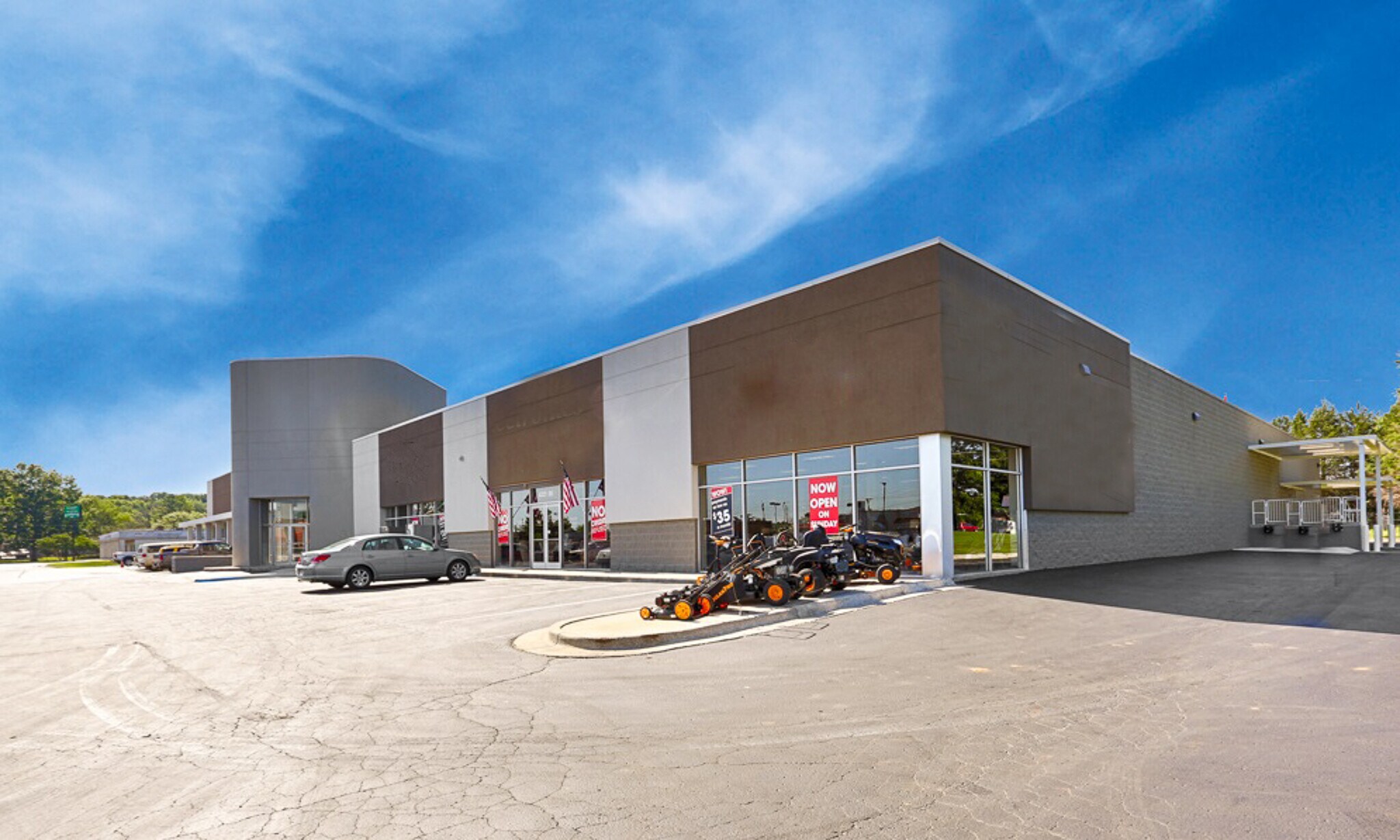 4301-4321 University Dr, Huntsville, AL to rent Building Photo- Image 1 of 5