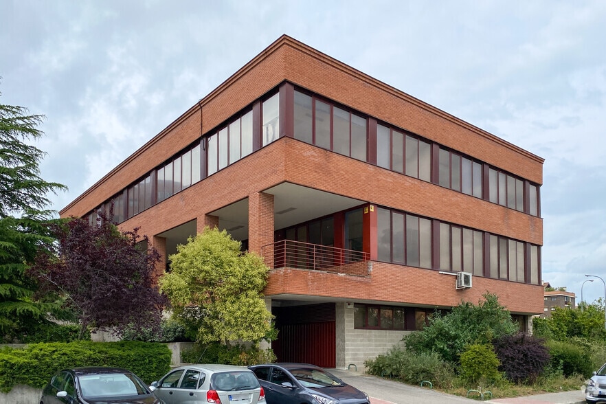 Sector Foresta, 1, Tres Cantos, Madrid to rent - Building Photo - Image 1 of 1