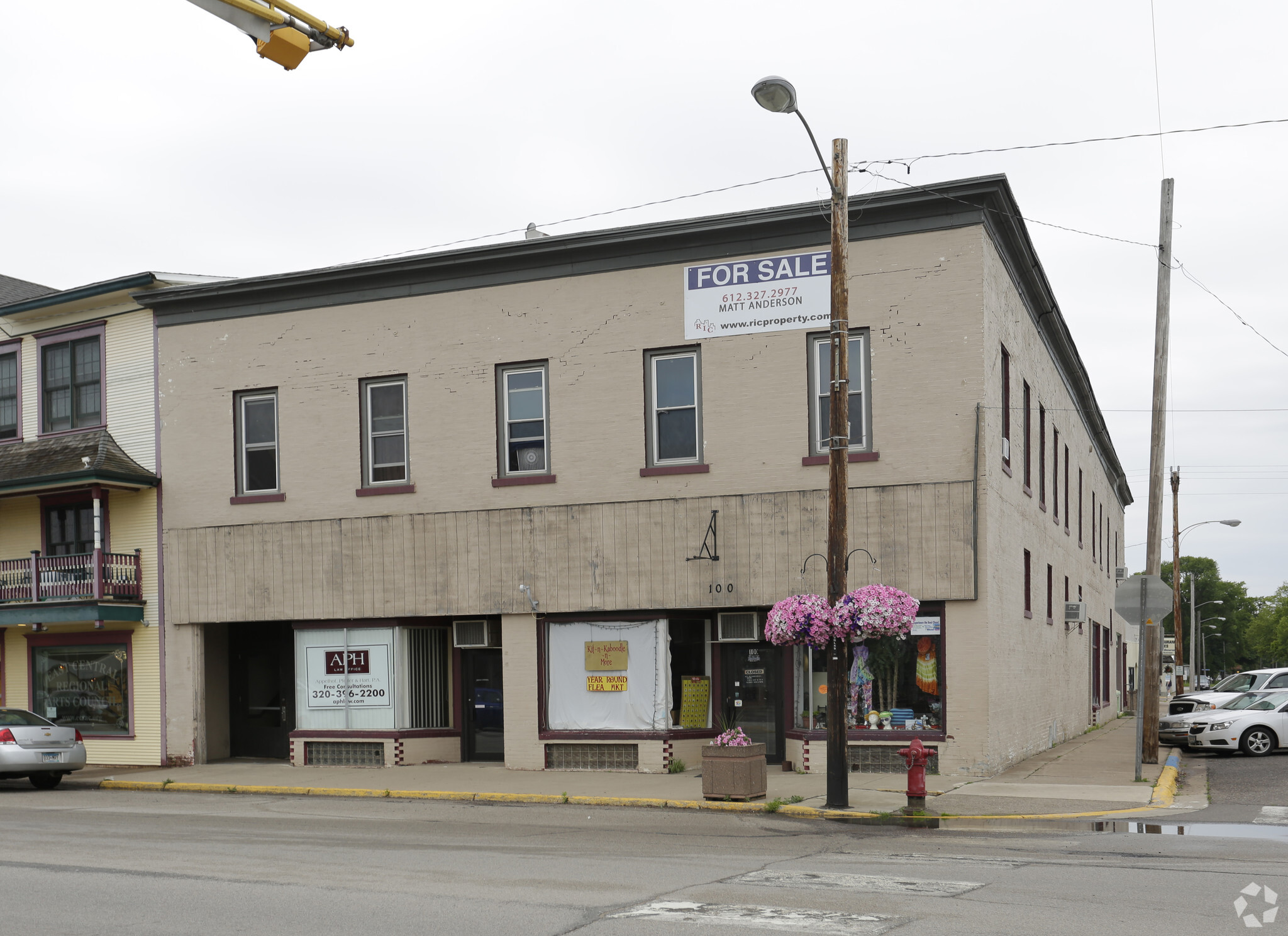 100 S Main St, Braham, MN for sale Primary Photo- Image 1 of 1