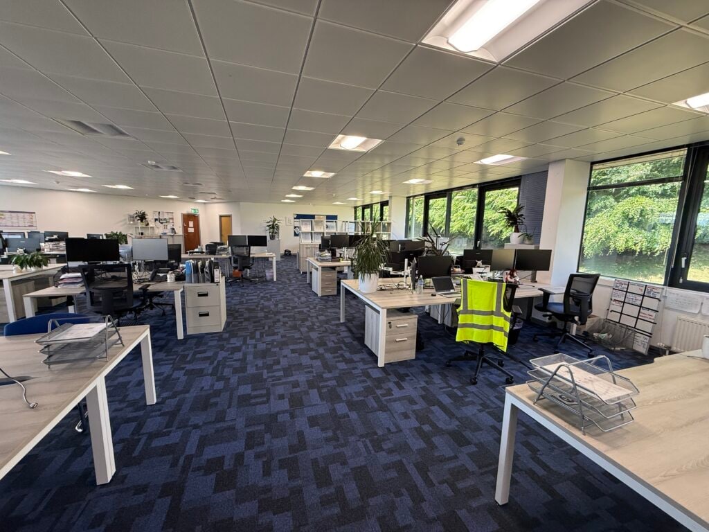 Queensferry Rd, Dunfermline to rent Interior Photo- Image 1 of 3