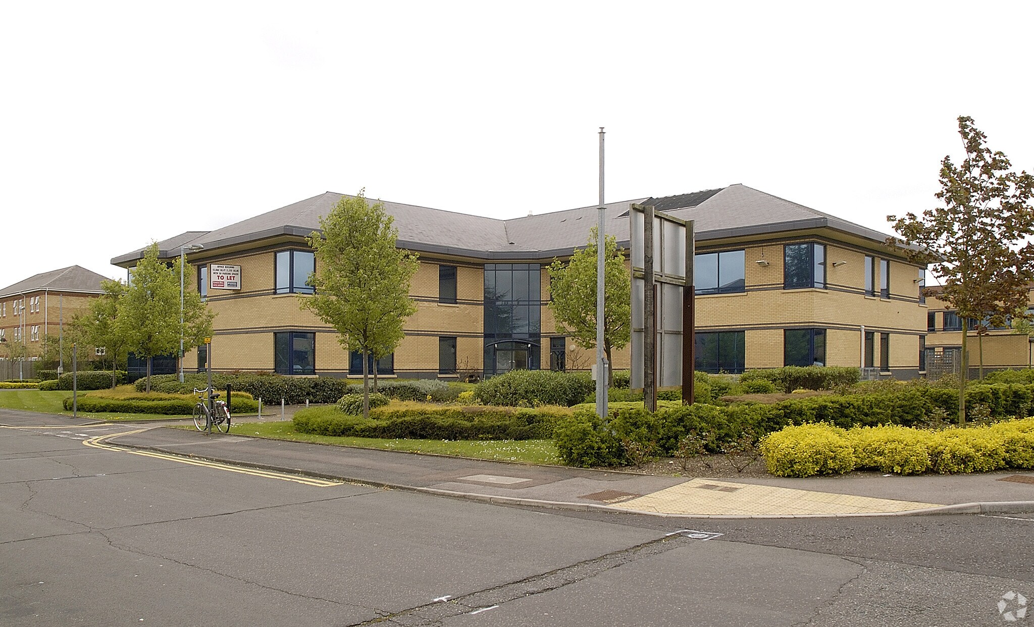 Brants Bridge, Bracknell RG12 9BG Bridge House