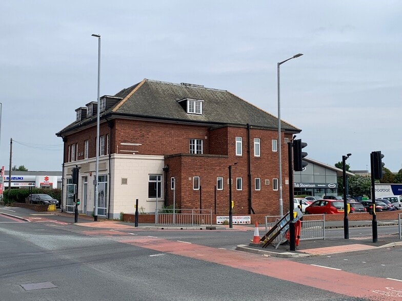 51 Low Rd, Leeds to rent - Building Photo - Image 1 of 8