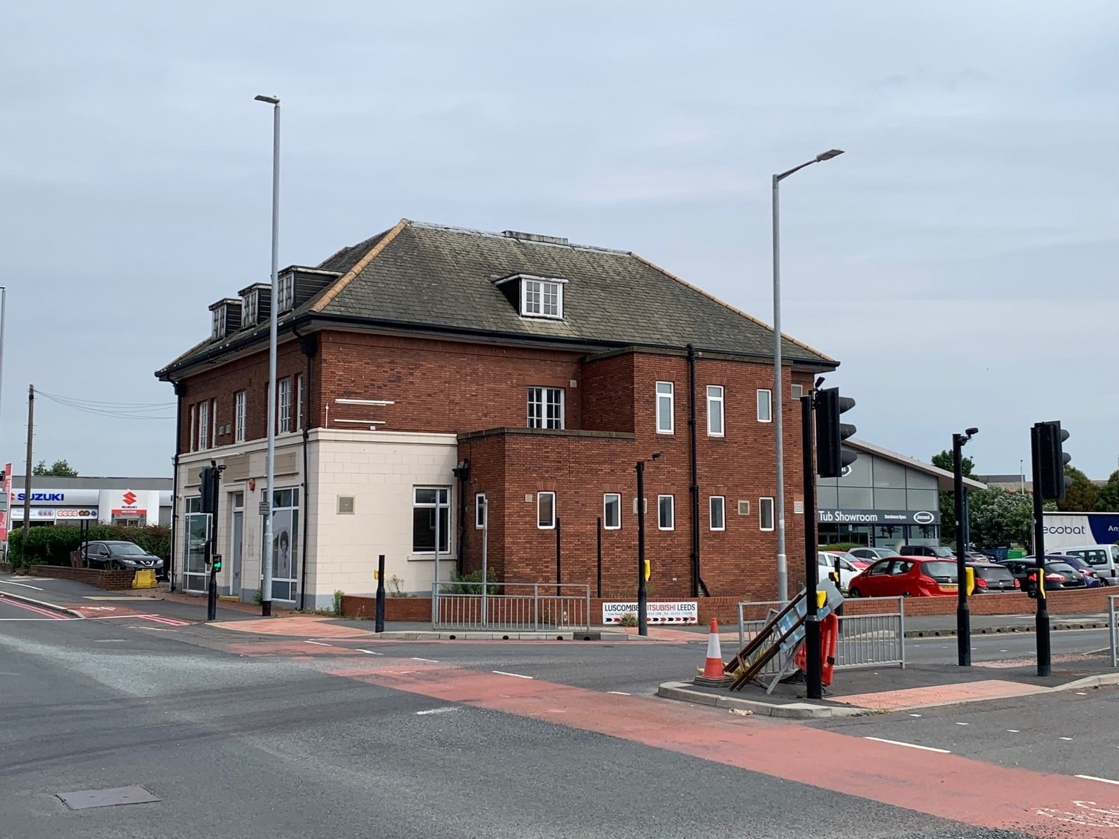 51 Low Rd, Leeds to rent Building Photo- Image 1 of 9