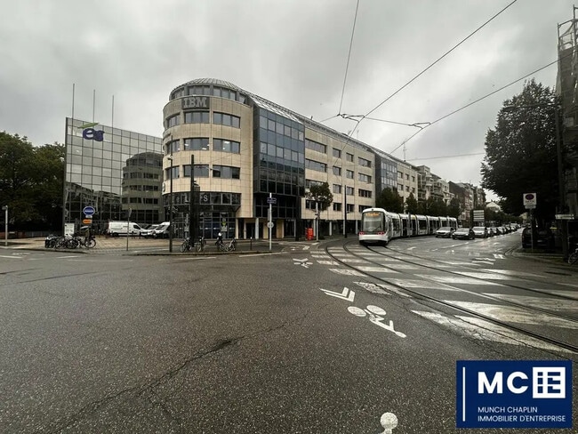 Location Commerce 86 m² à 226 m²