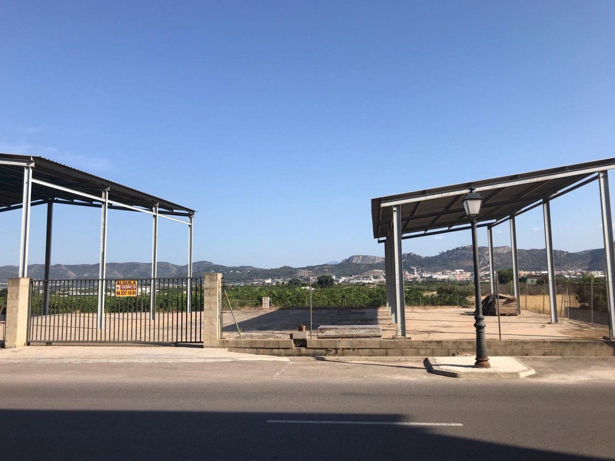 Industrial in València to rent Building Photo- Image 1 of 3