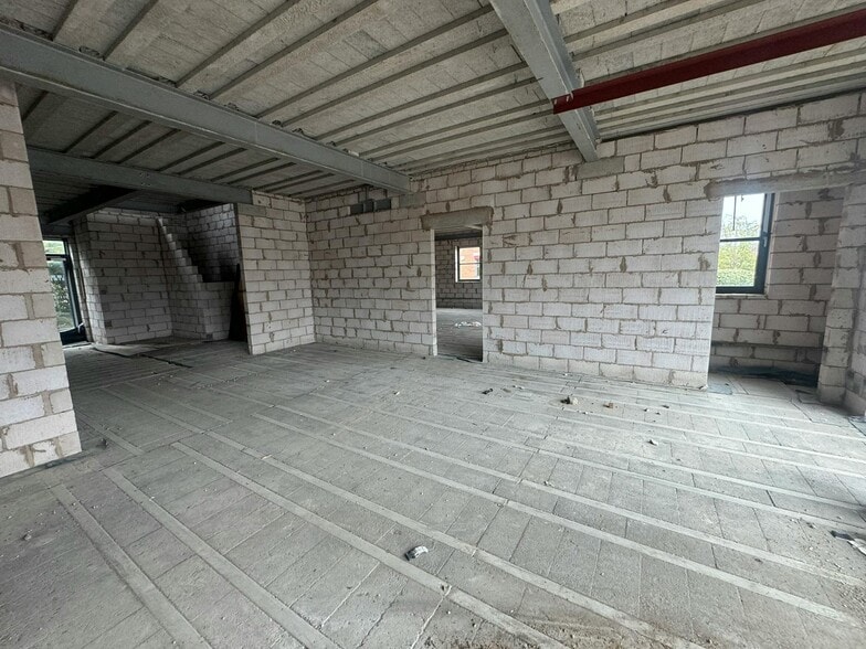 Thrumpton Ln, Retford for sale - Building Photo - Image 2 of 5