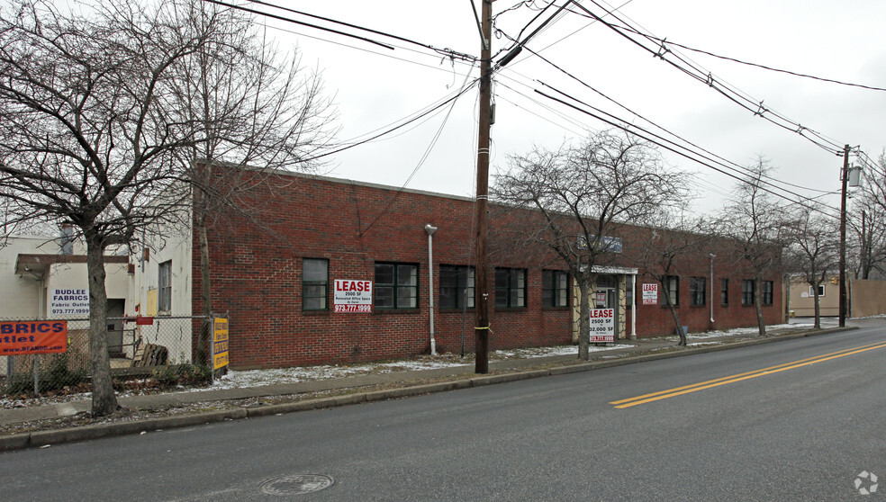 399 Main St, Lodi, NJ for sale - Building Photo - Image 1 of 1