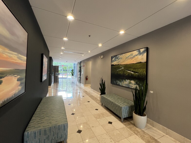 1800 Perimeter Park Dr, Morrisville, NC for rent - Lobby - Image 3 of 4