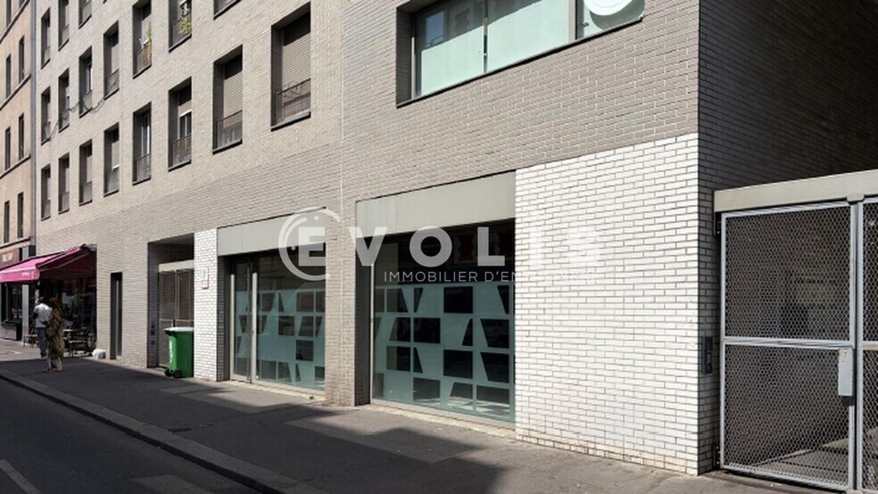 Retail in Paris to rent - Building Photo - Image 2 of 15