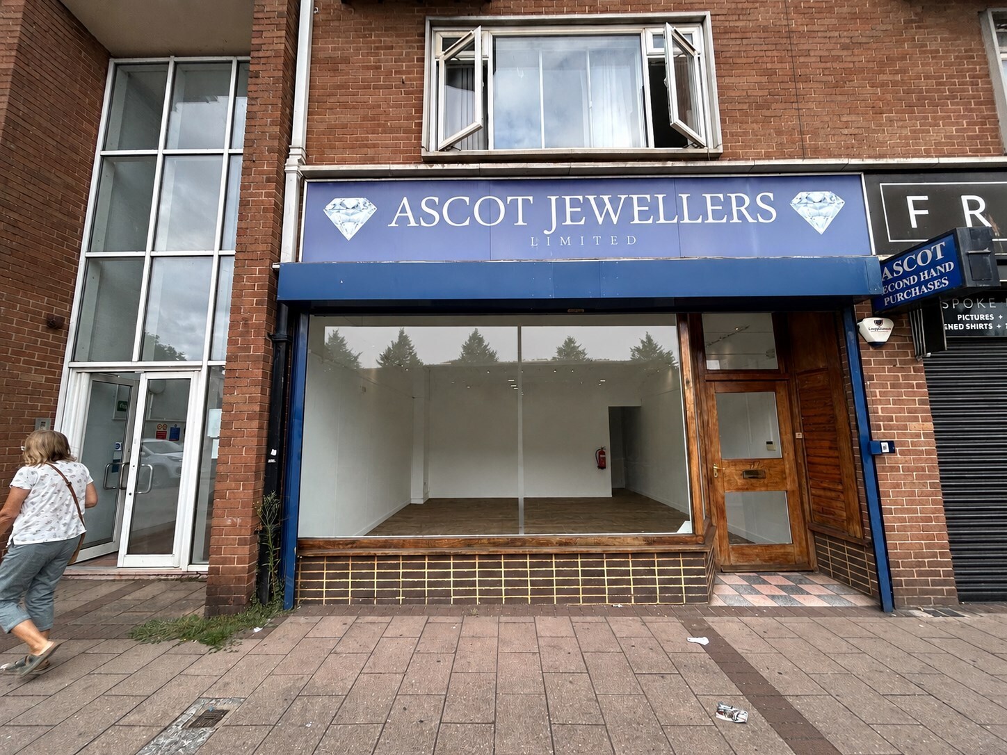 177-179 Cowick St, Exeter to rent Building Photo- Image 1 of 1