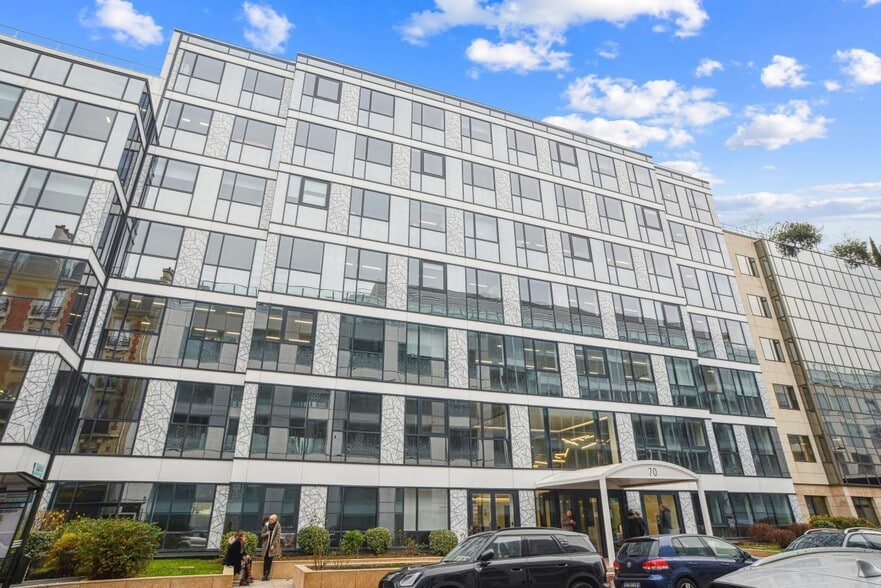 Office in Levallois-Perret to rent - Building Photo - Image 3 of 29