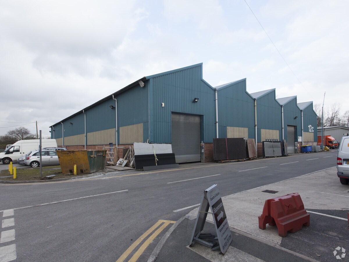 Warrington Rd, Warrington WA3 6AX UK