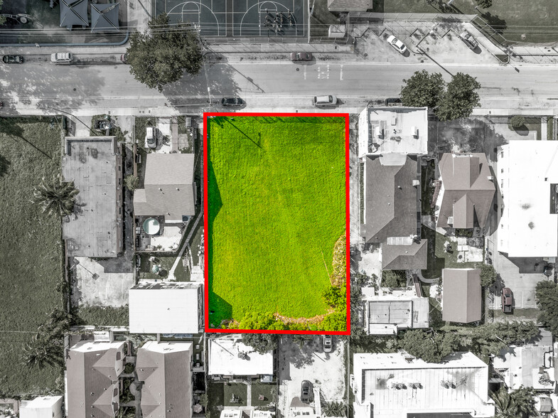 745 SW 3rd St, Miami, FL for sale - Aerial - Image 2 of 11