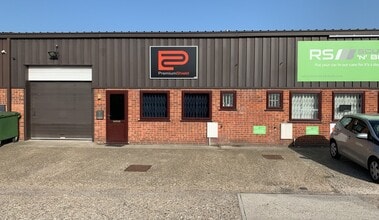 Montrose Rd, Chelmsford to rent Building Photo- Image 1 of 3