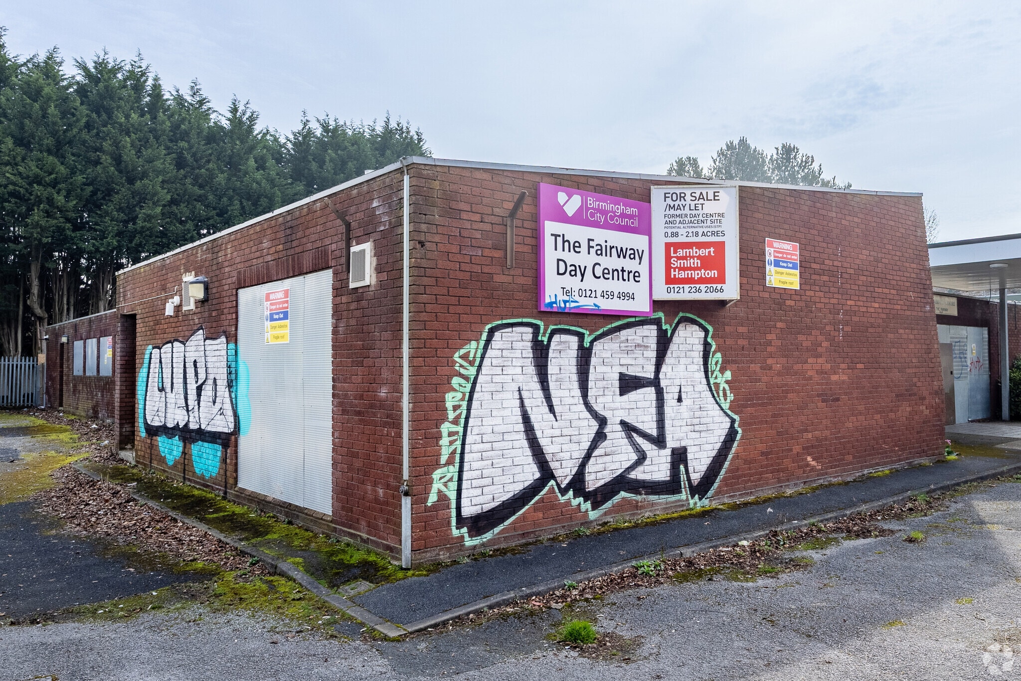 2 The Fairway, Birmingham to rent Primary Photo- Image 1 of 3