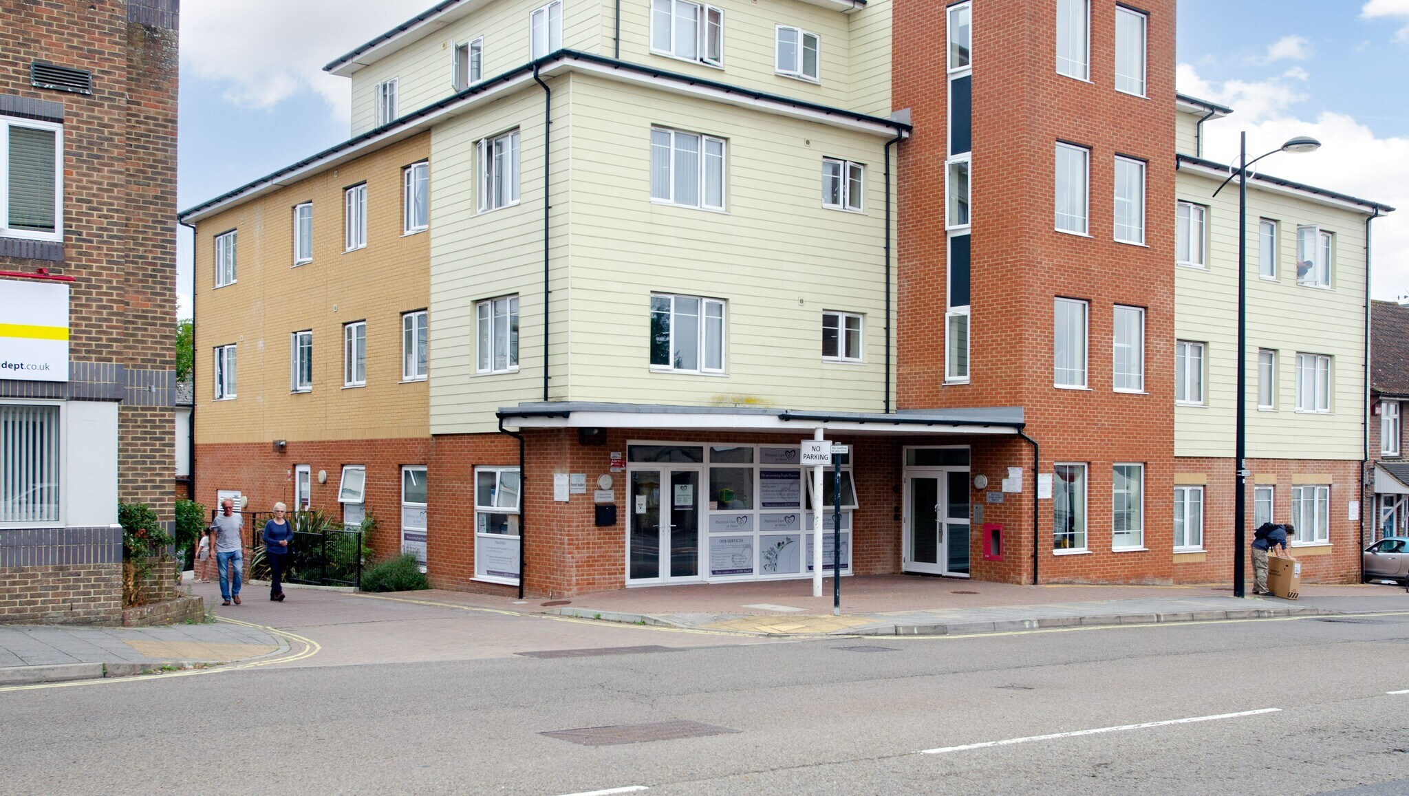 St. Georges Walk, Waterlooville for sale Building Photo- Image 1 of 1