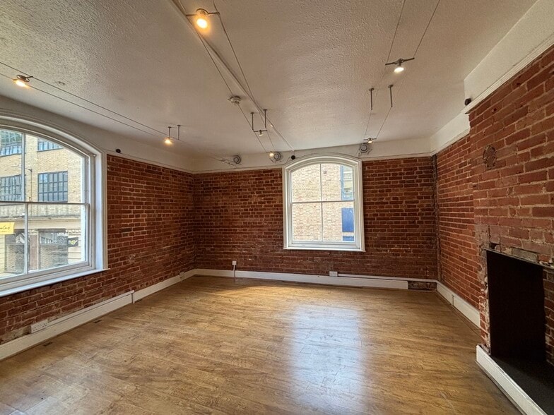 8 Castle St, Norwich for sale - Interior Photo - Image 2 of 8