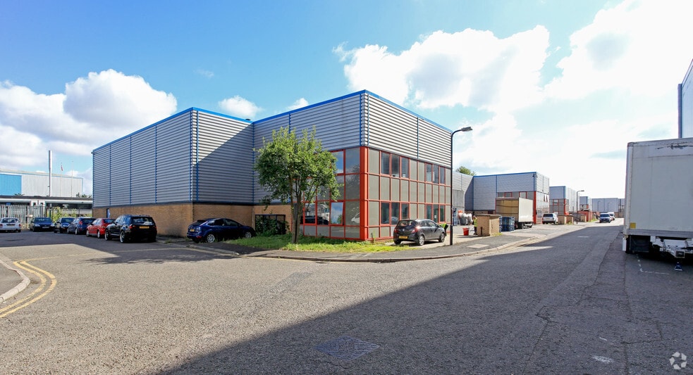 Laxcon Clos, London for sale - Primary Photo - Image 1 of 1