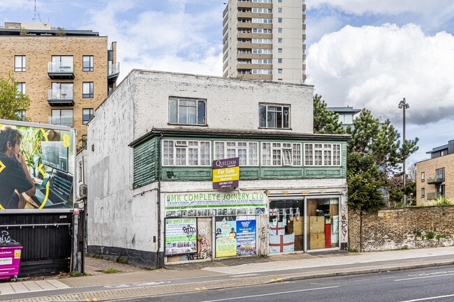More details for 410-411 High St, Brentford - Retail for Sale