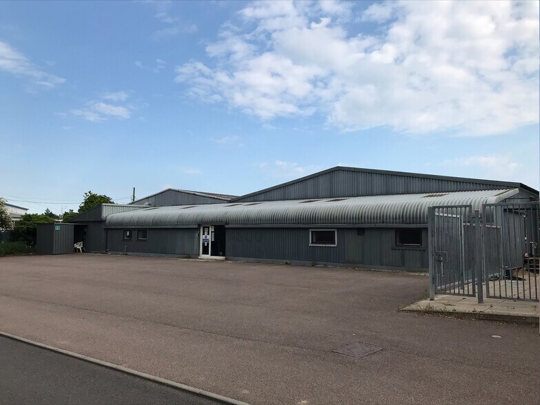 Helions Bumpstead Rd, Haverhill for sale - Building Photo - Image 1 of 1