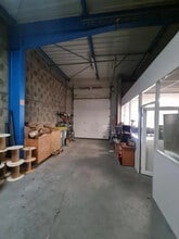 Light Industrial in La Chapelle-sur-Erdre for sale Interior Photo- Image 1 of 2