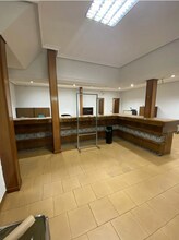 Retail in Yuncos, Toledo to rent Interior Photo- Image 2 of 2