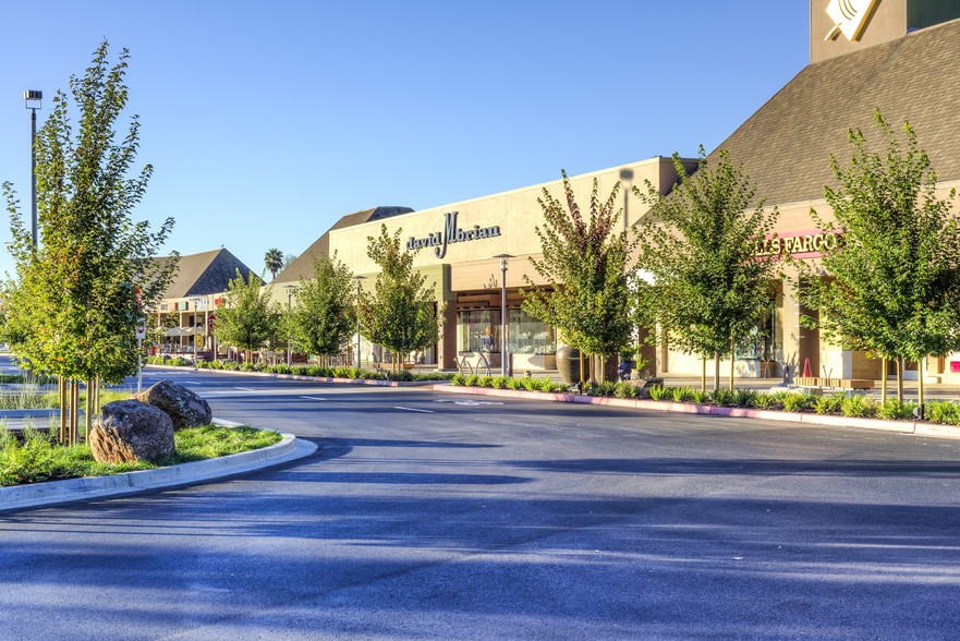 50-350 Bon Air Shopping Ctr, Greenbrae, CA for rent - Building Photo - Image 3 of 3