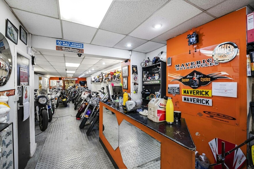 210-212 St. James's Rd, Croydon for sale - Interior Photo - Image 2 of 20