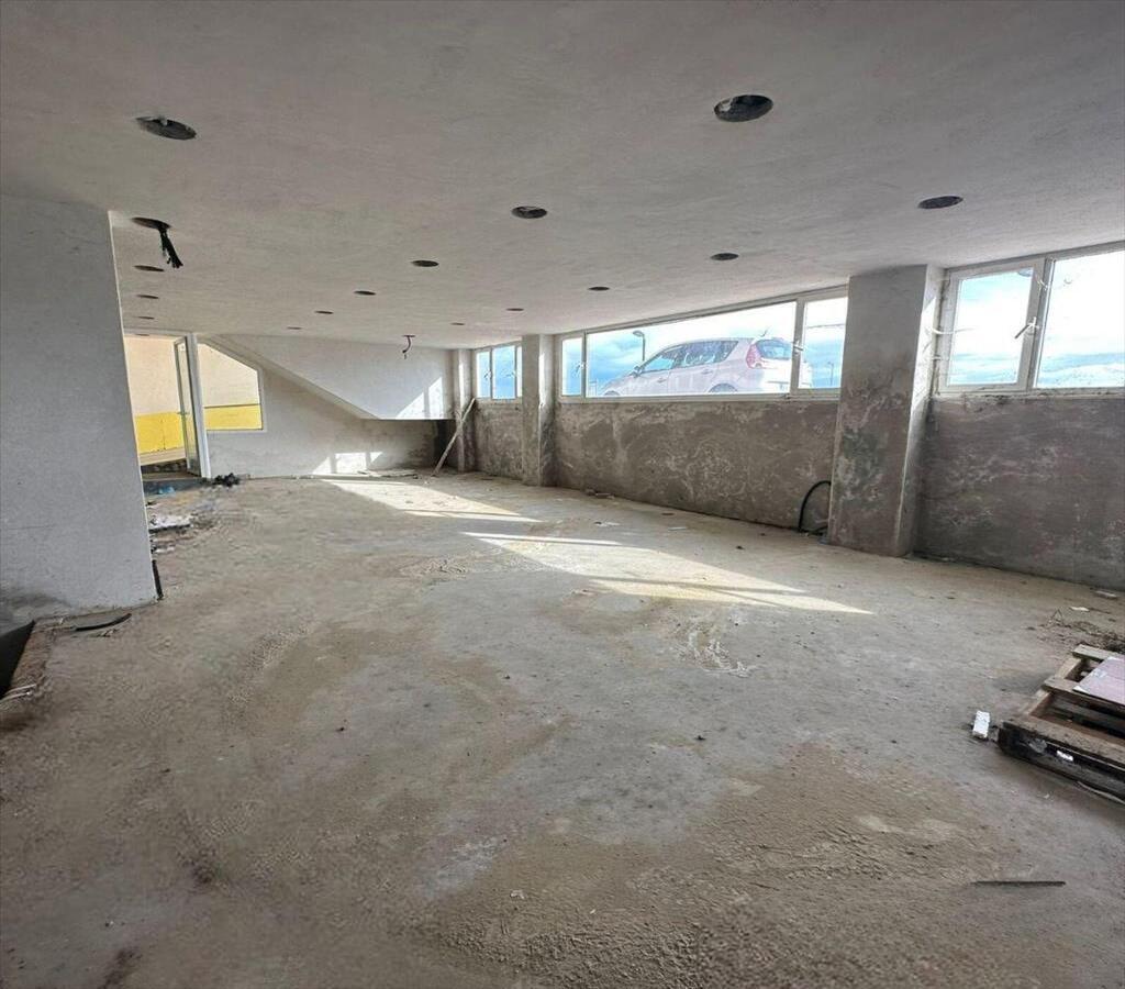 Retail in Foz for sale Interior Photo- Image 1 of 14
